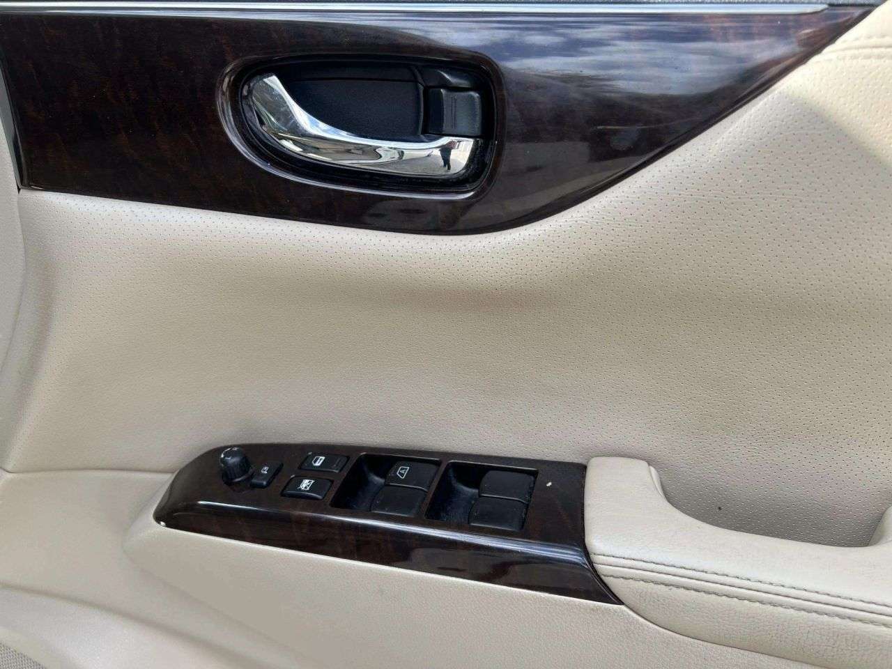 2015 NISSAN ELGRAND 2015 NISSAN ELGRAND