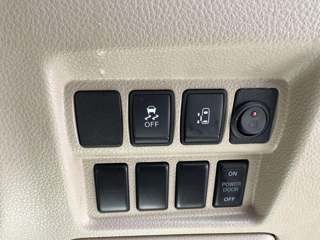 2015 NISSAN ELGRAND 2015 NISSAN ELGRAND