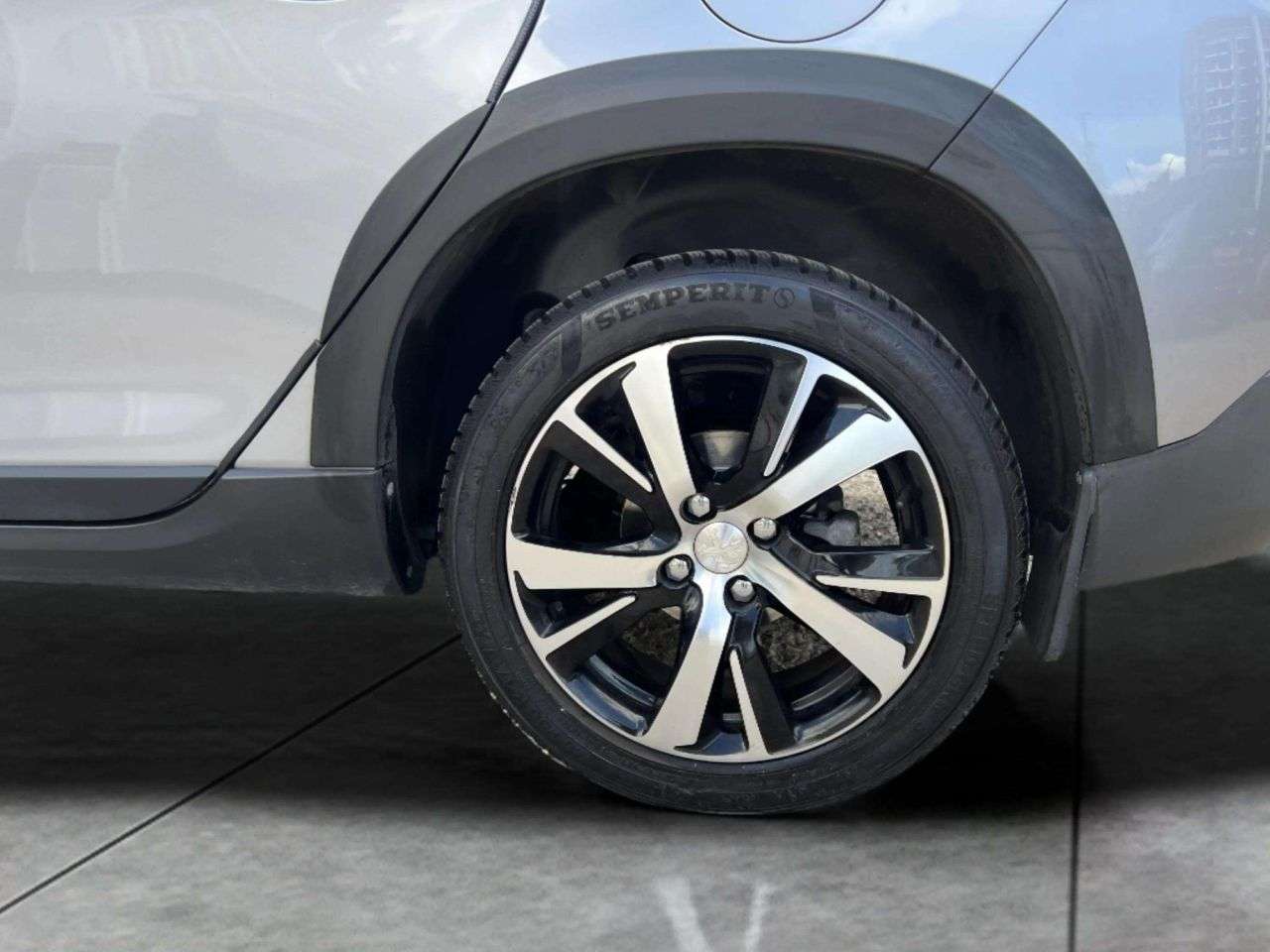 2018 PEUGEOT 2008 2018 PEUGEOT 2008