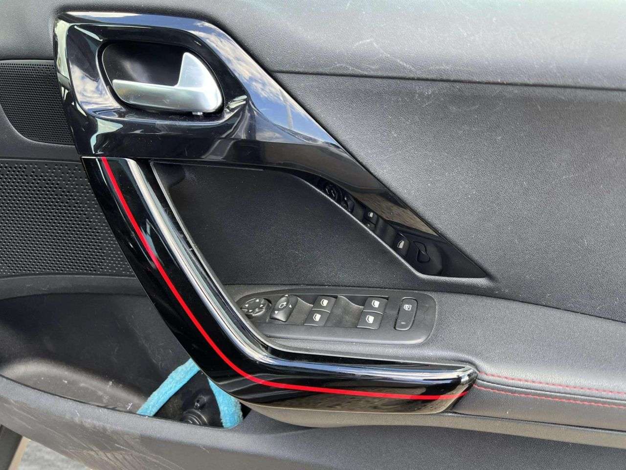 2018 PEUGEOT 2008 2018 PEUGEOT 2008