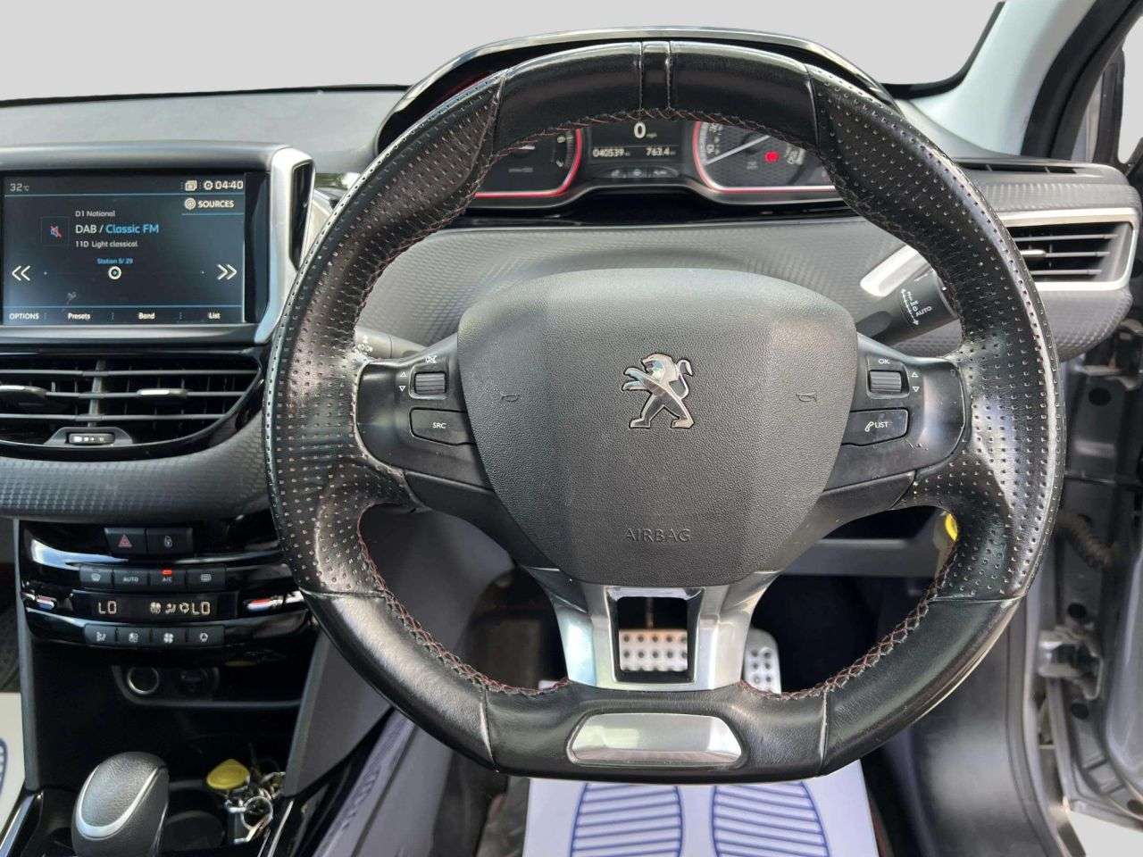 2018 PEUGEOT 2008 2018 PEUGEOT 2008