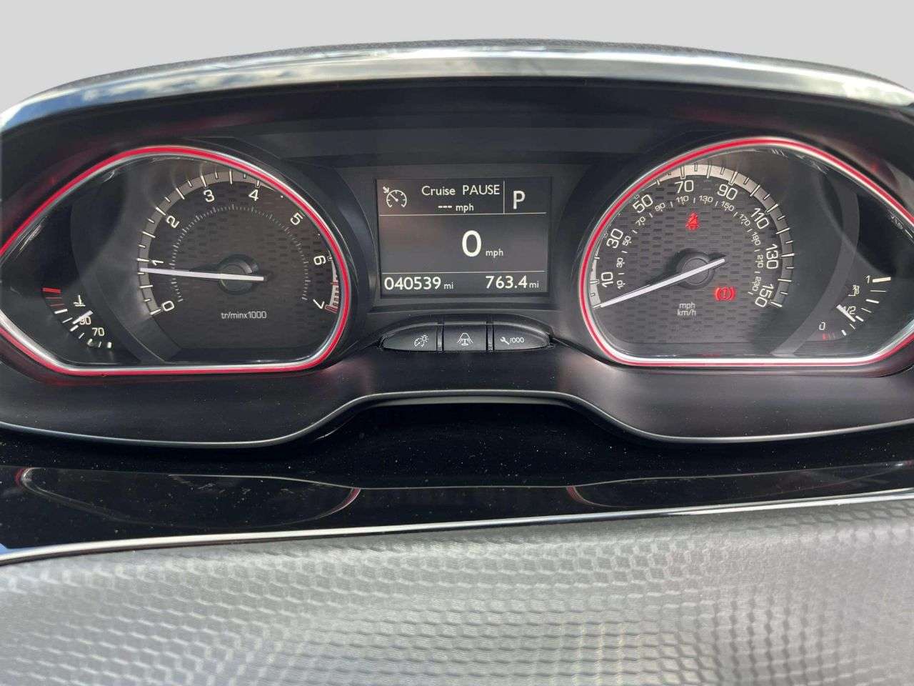 2018 PEUGEOT 2008 2018 PEUGEOT 2008
