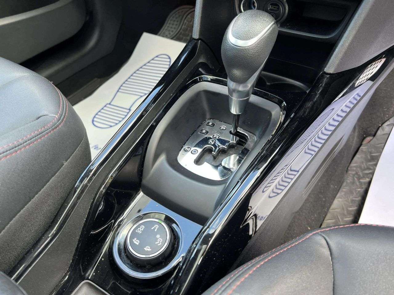2018 PEUGEOT 2008 2018 PEUGEOT 2008