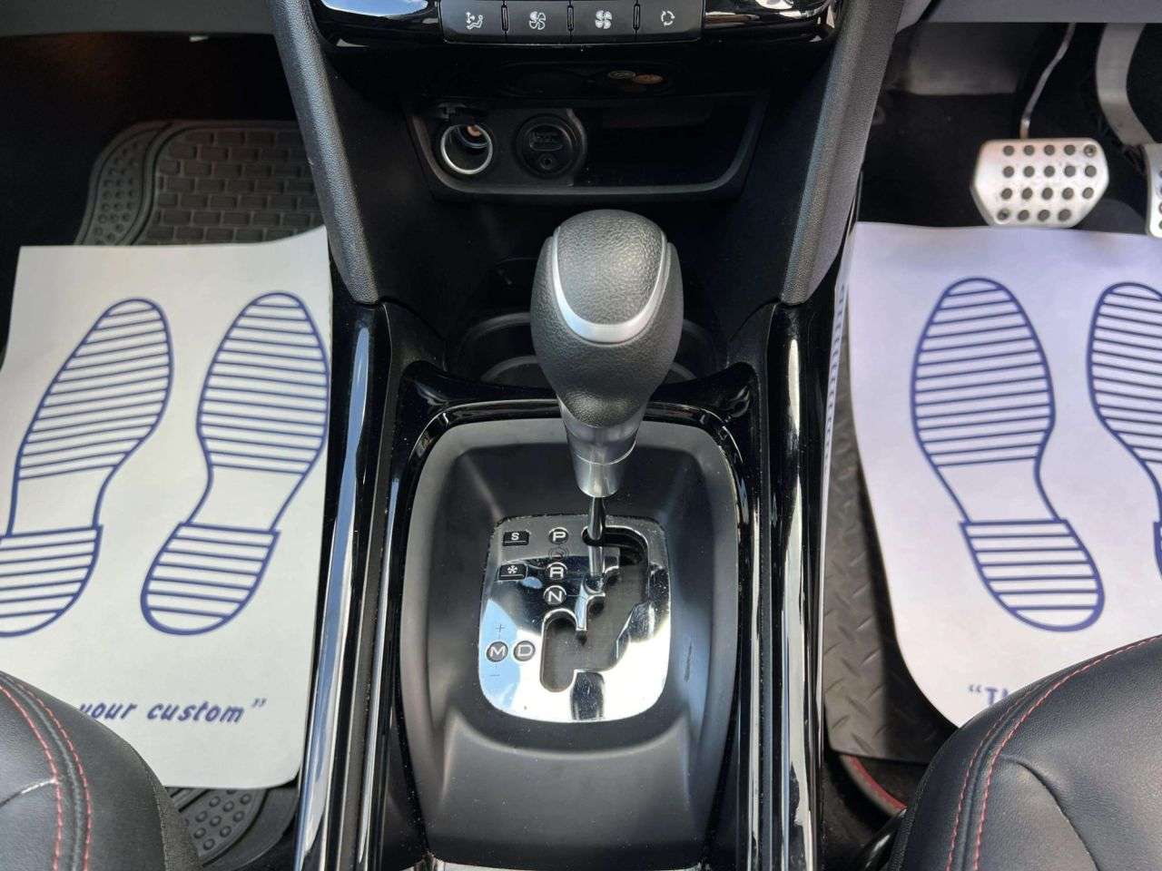 2018 PEUGEOT 2008 2018 PEUGEOT 2008