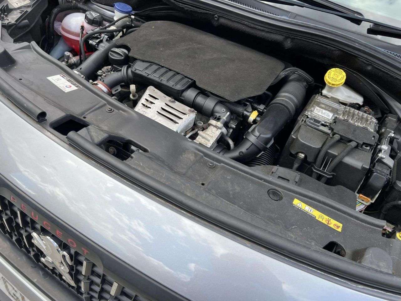 2018 PEUGEOT 2008 2018 PEUGEOT 2008