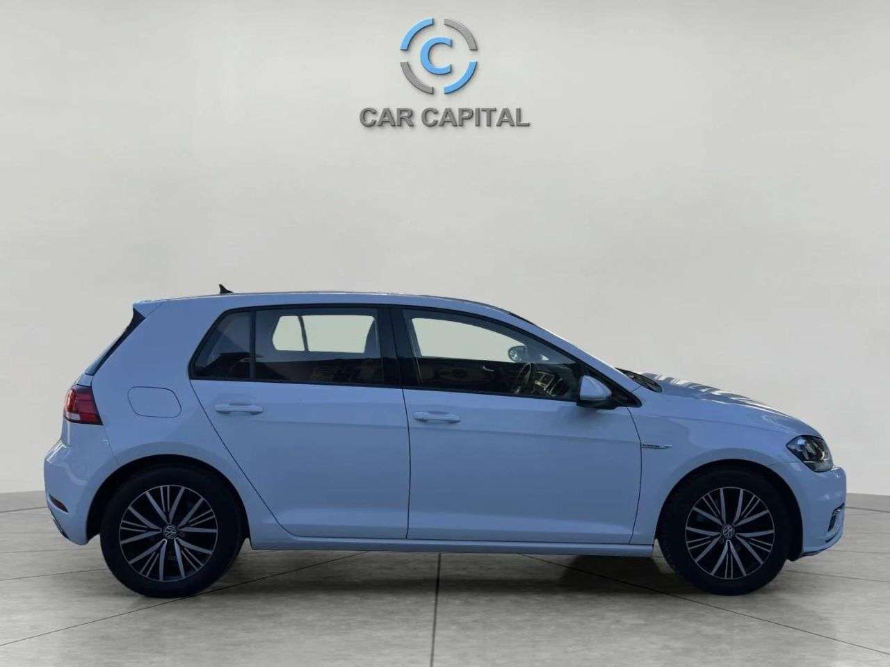 2018 VOLKSWAGEN GOLF 2018 VOLKSWAGEN GOLF