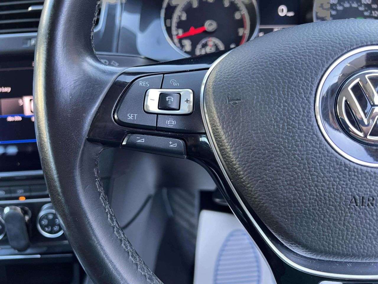 2018 VOLKSWAGEN GOLF 2018 VOLKSWAGEN GOLF