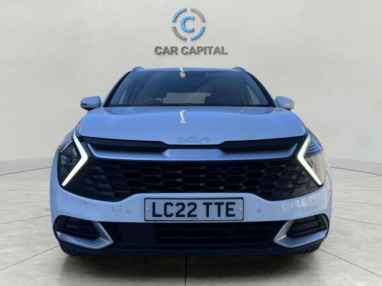 A 2022 KIA SPORTAGE 1.6 T-GDi 13.8kWh 3 SUV 5dr Petrol Plug-in Hybrid Auto AWD Euro 6 (s/s) (26 A 2022 KIA SPORTAGE 1.6 T-GDi 13.8kWh 3 SUV 5dr Petrol Plug-in Hybrid Auto AWD Euro 6 (s/s) (26