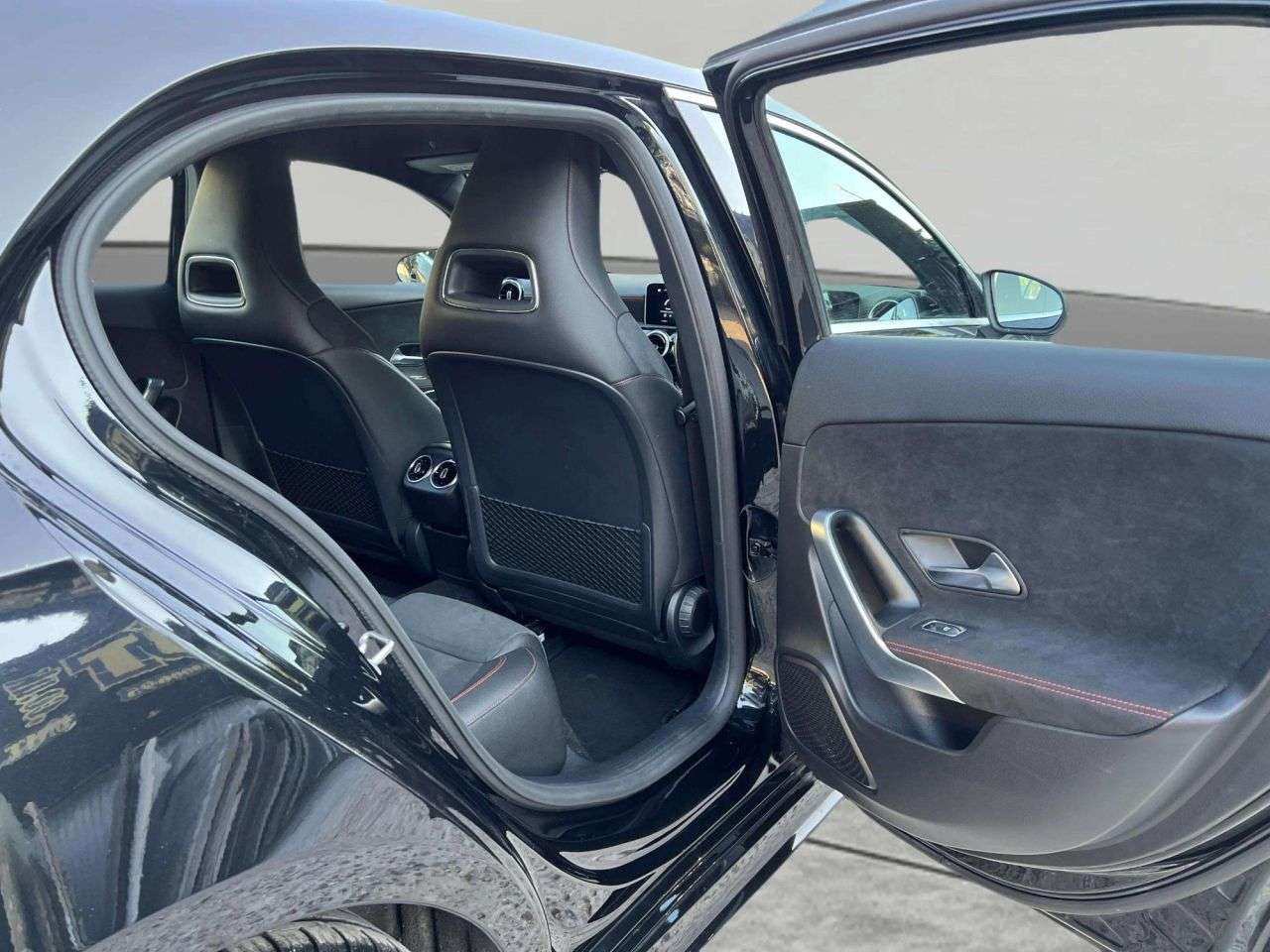 2018 MERCEDES-BENZ A CLASS 2018 MERCEDES-BENZ A CLASS