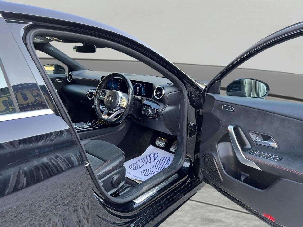 2018 MERCEDES-BENZ A CLASS 2018 MERCEDES-BENZ A CLASS