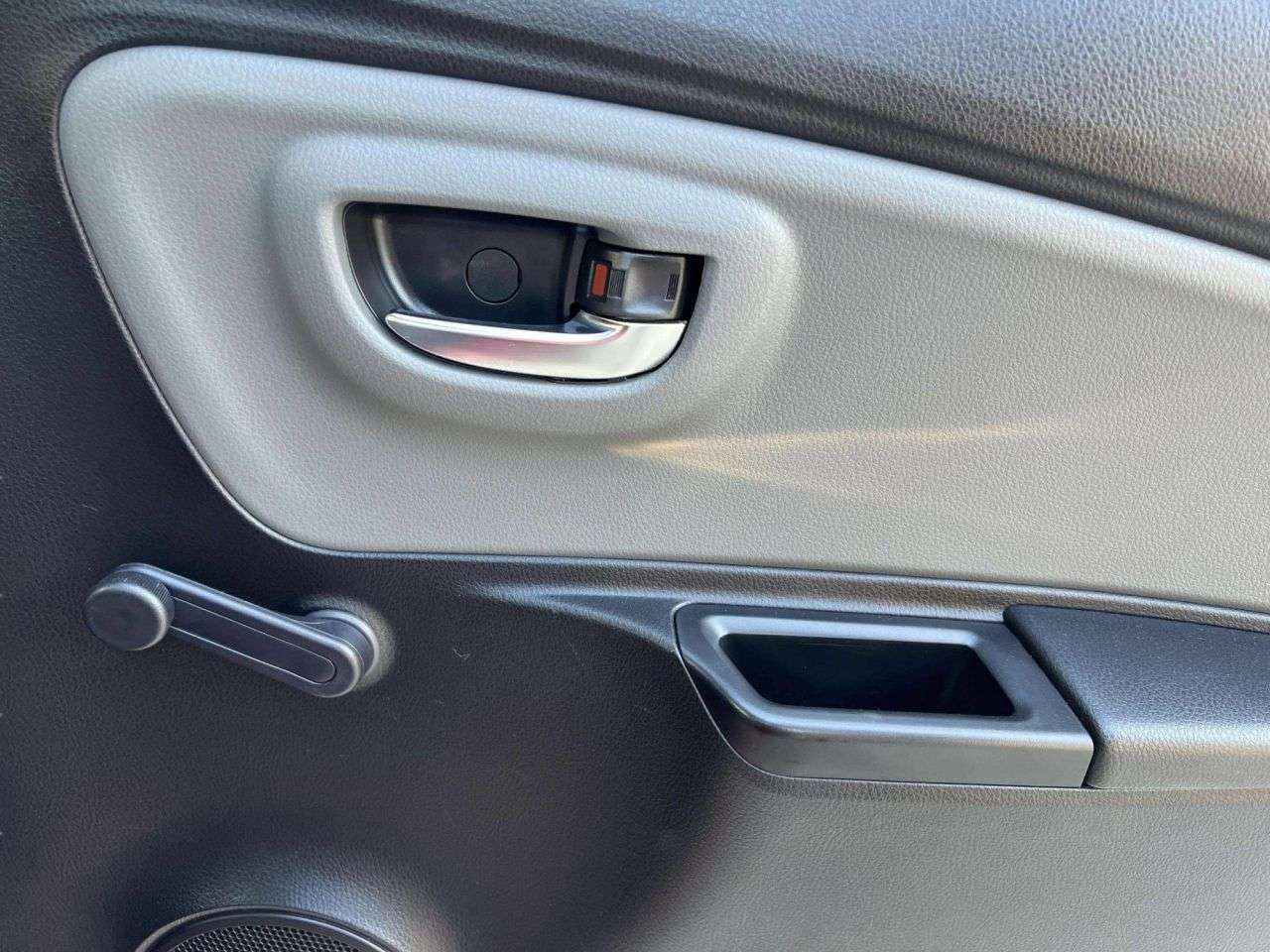 2018 TOYOTA YARIS 2018 TOYOTA YARIS