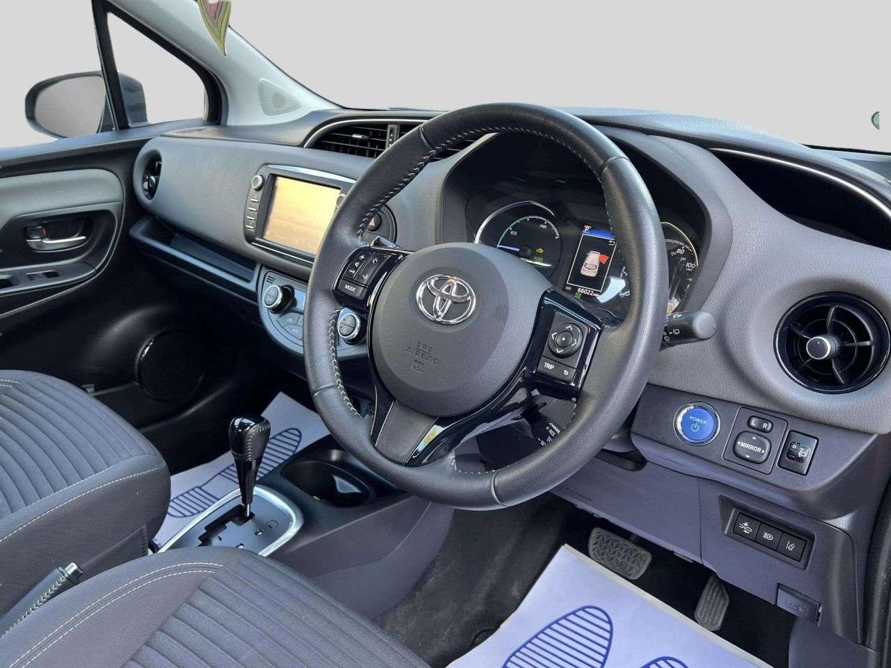 2018 TOYOTA YARIS 2018 TOYOTA YARIS