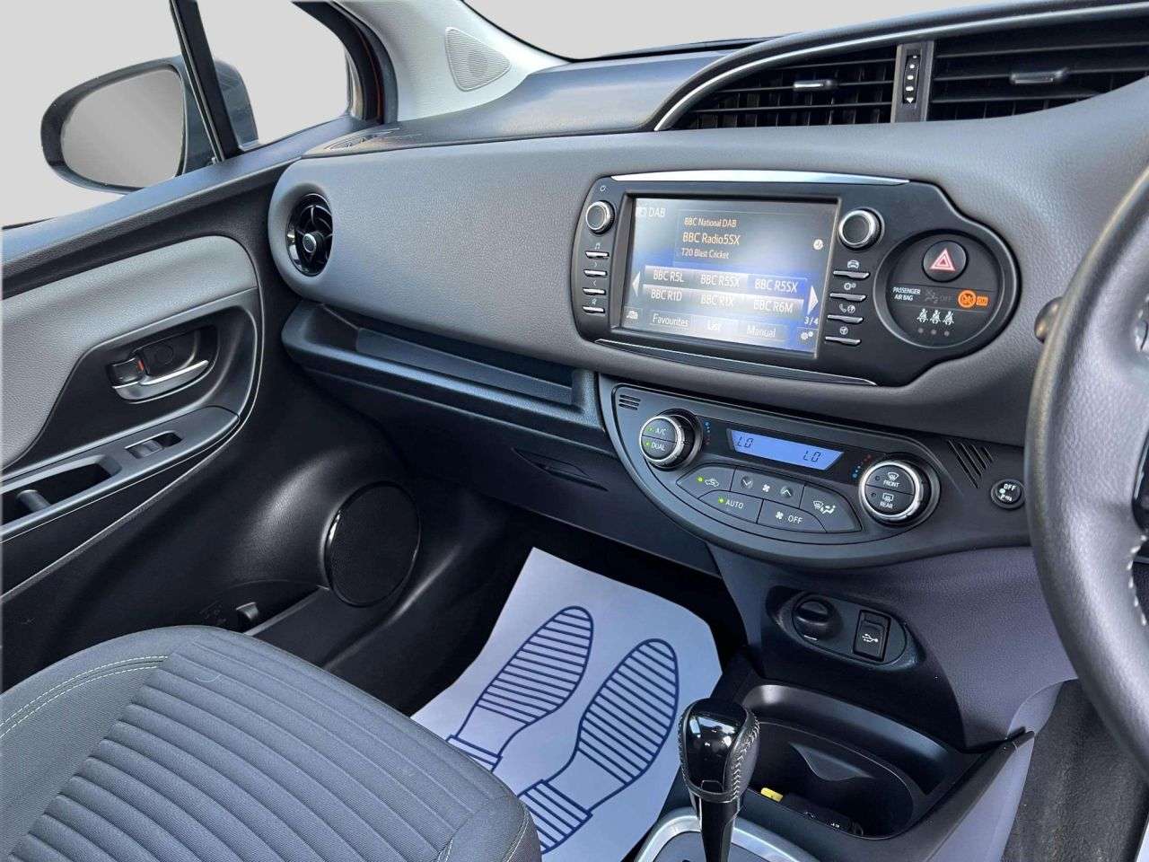 2018 TOYOTA YARIS 2018 TOYOTA YARIS