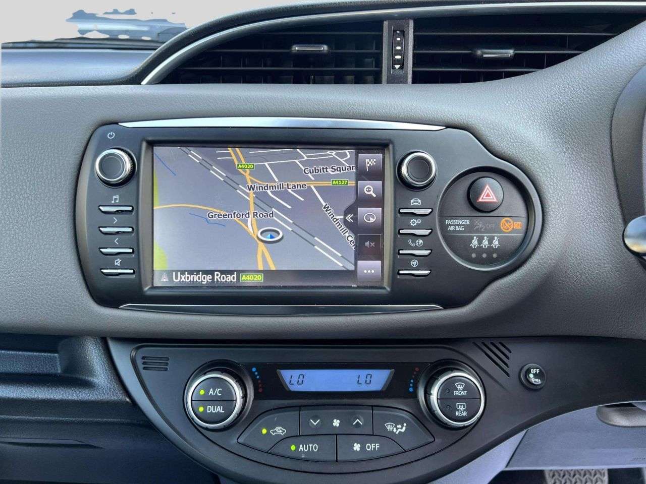 2018 TOYOTA YARIS 2018 TOYOTA YARIS