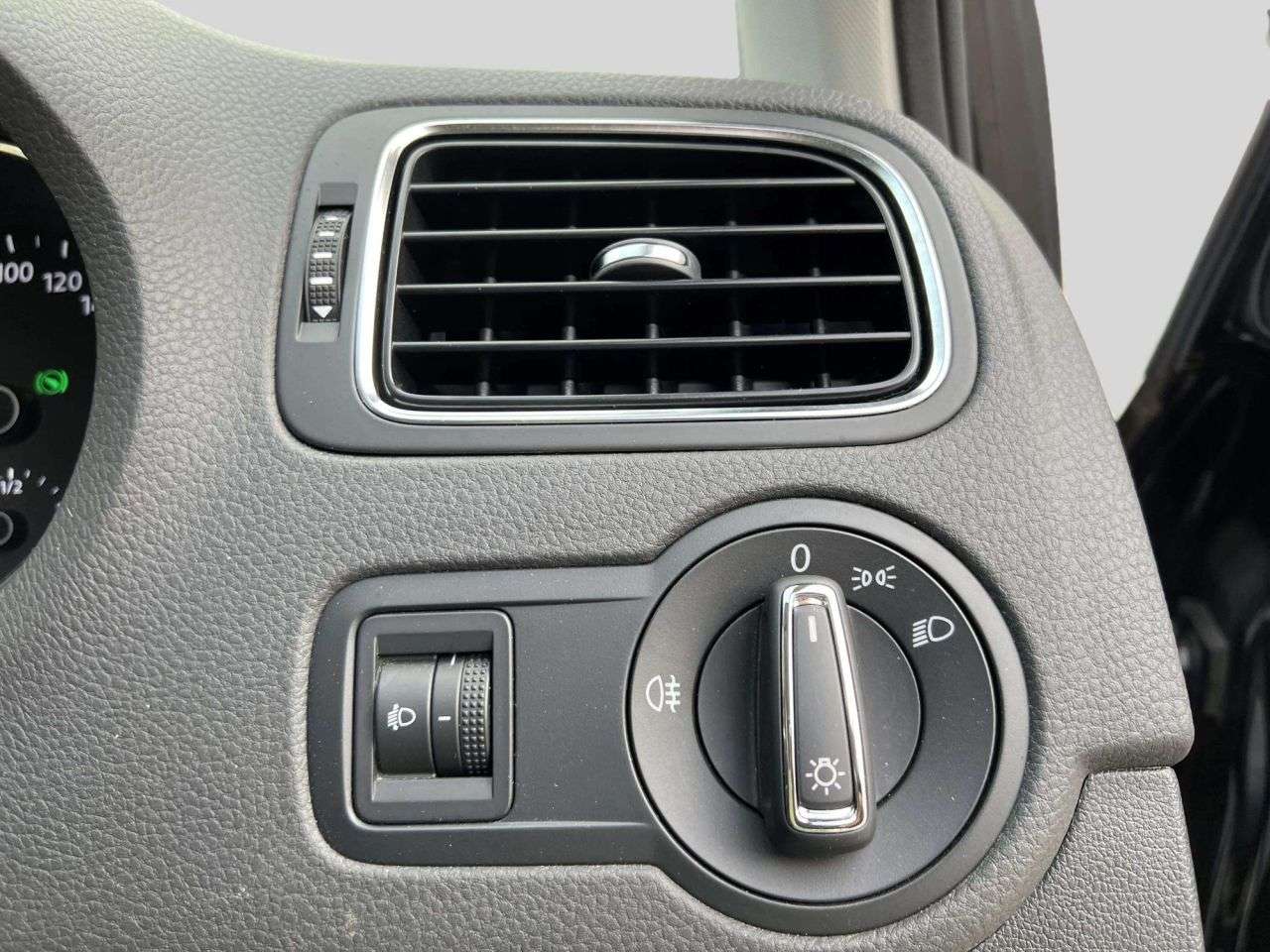 2014 VOLKSWAGEN POLO 2014 VOLKSWAGEN POLO