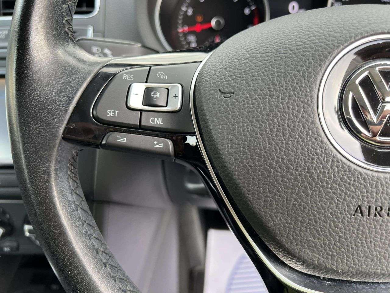 2014 VOLKSWAGEN POLO 2014 VOLKSWAGEN POLO