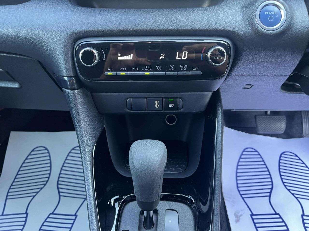 2020 TOYOTA YARIS 2020 TOYOTA YARIS