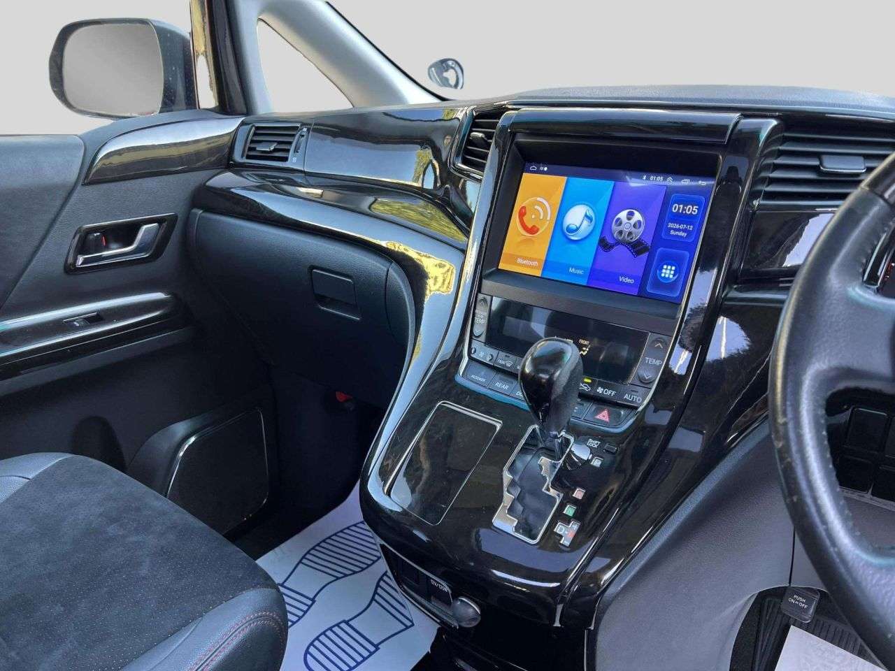 2013 TOYOTA VELLFIRE 2013 TOYOTA VELLFIRE