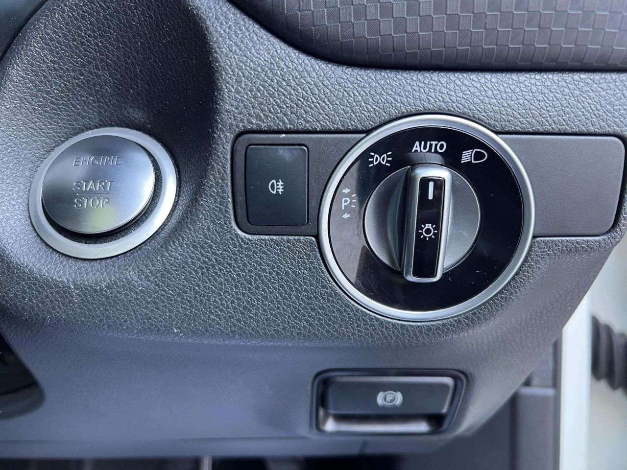 2018 MERCEDES-BENZ A-CLASS 2018 MERCEDES-BENZ A-CLASS