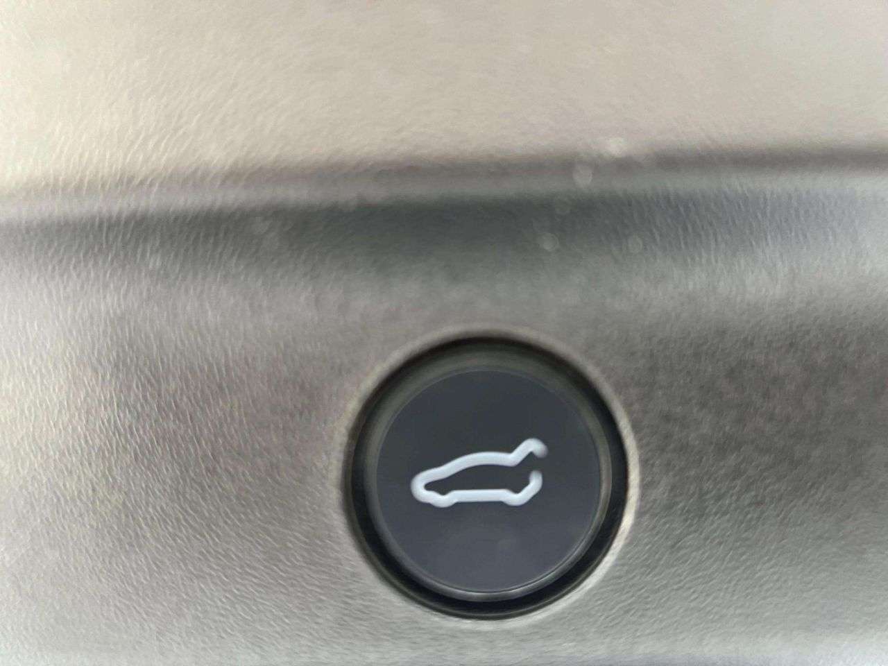 2023 TESLA MODEL Y 2023 TESLA MODEL Y
