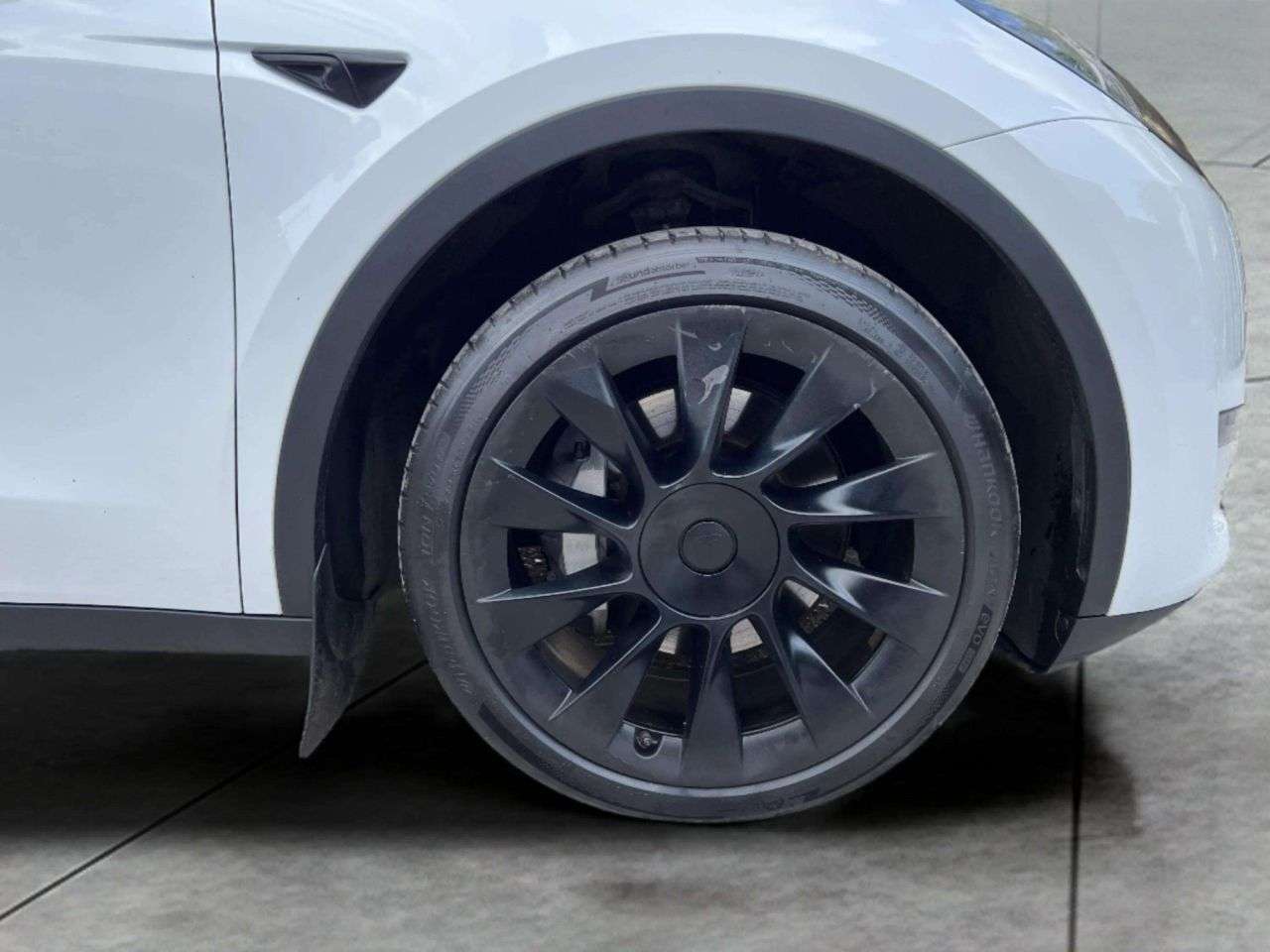 2023 TESLA MODEL Y 2023 TESLA MODEL Y
