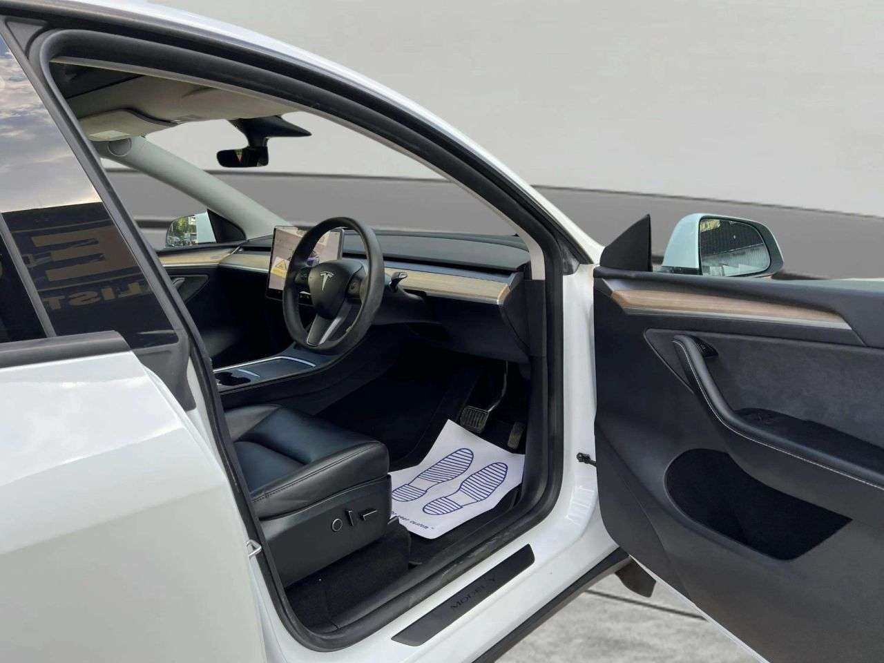 2023 TESLA MODEL Y 2023 TESLA MODEL Y