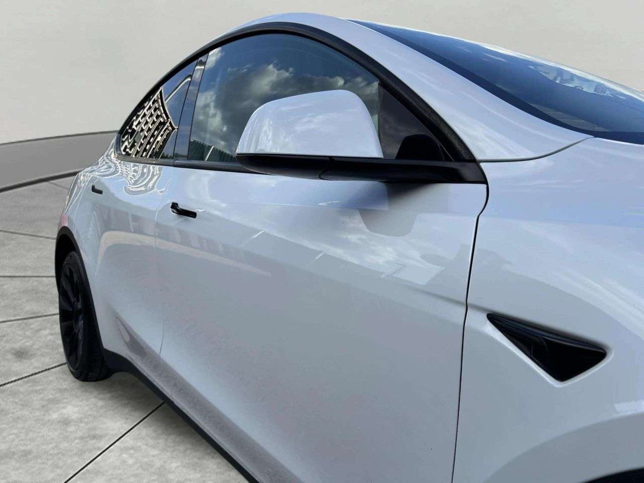 2023 TESLA MODEL Y 2023 TESLA MODEL Y