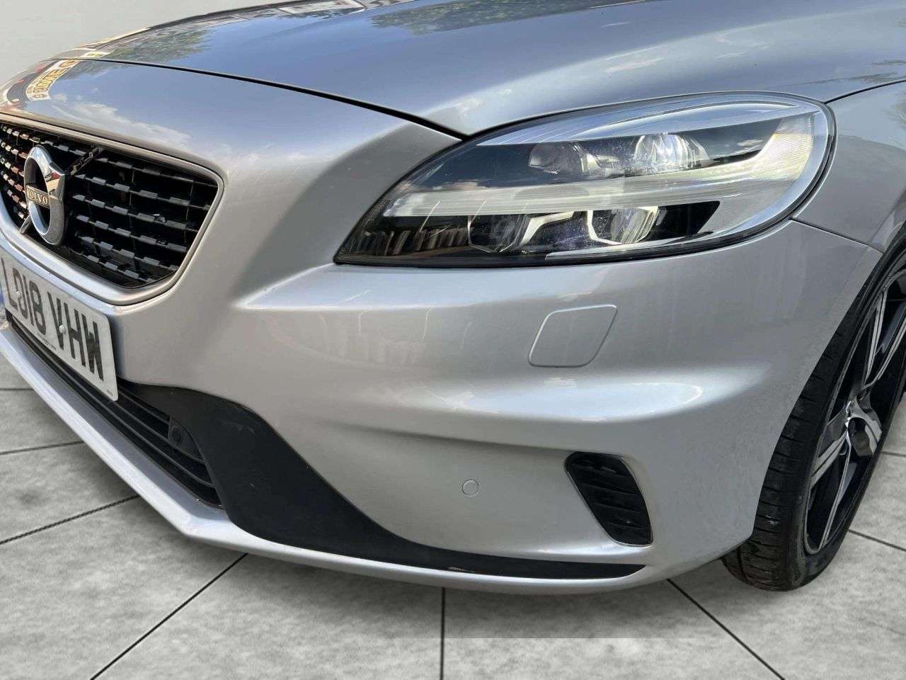 2018 VOLVO V40 2018 VOLVO V40