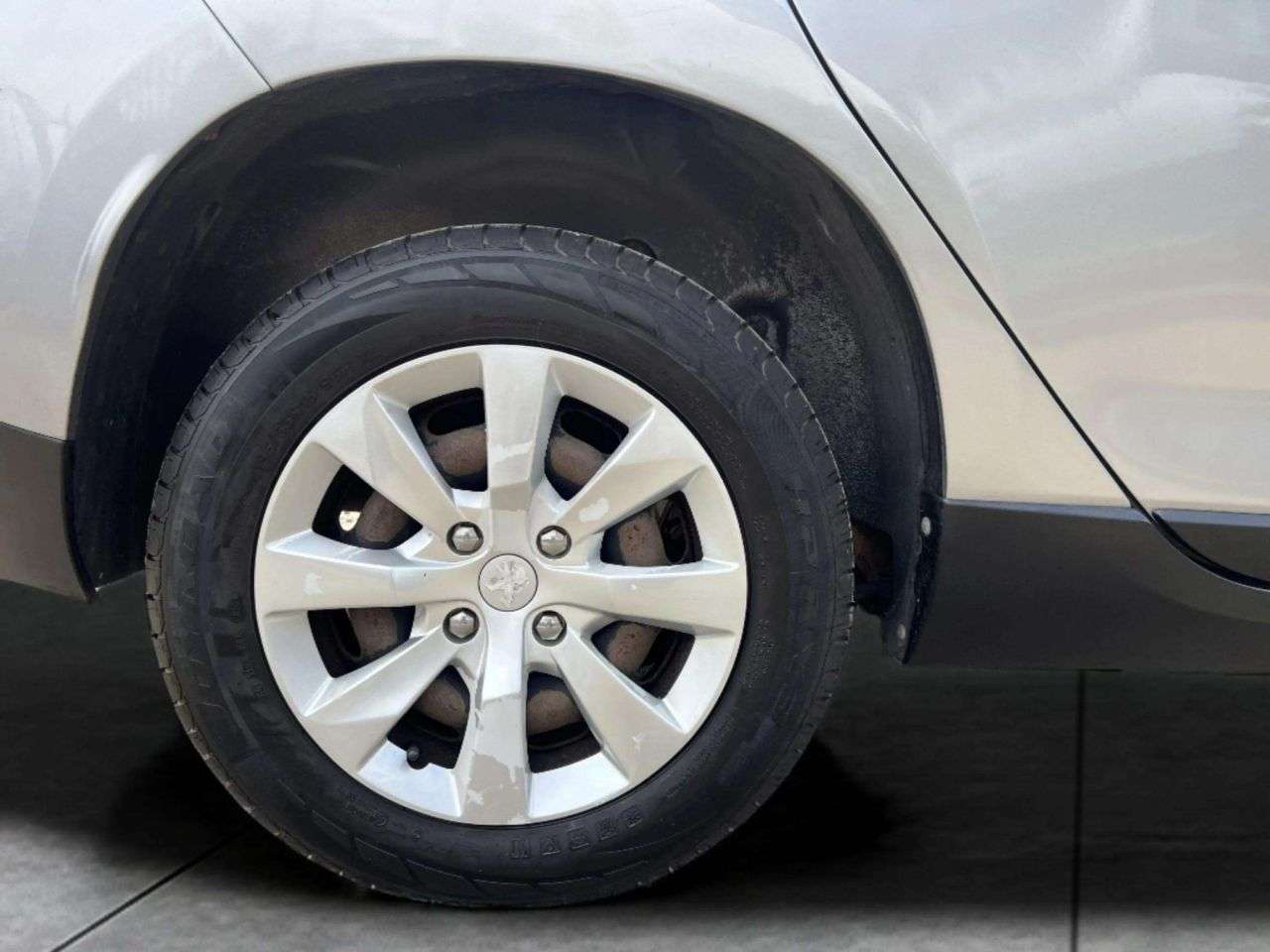 2015 PEUGEOT 2008 2015 PEUGEOT 2008