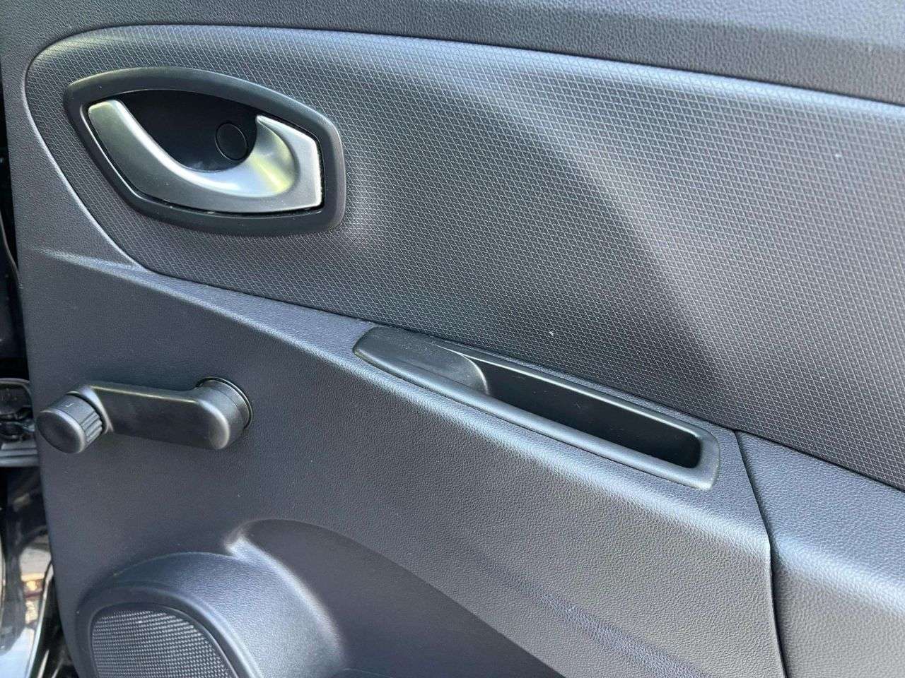 2019 RENAULT CLIO 2019 RENAULT CLIO