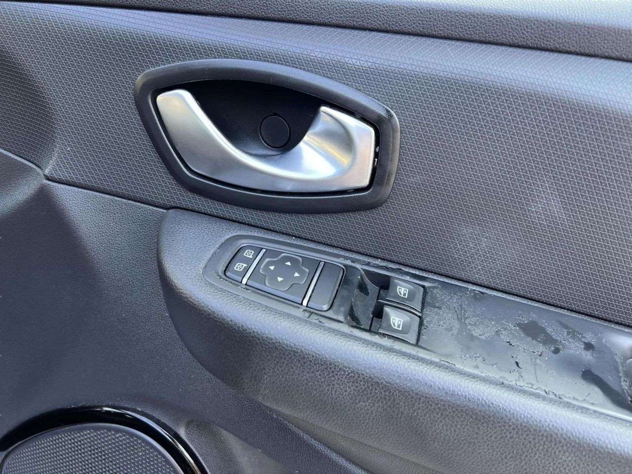 2019 RENAULT CLIO 2019 RENAULT CLIO