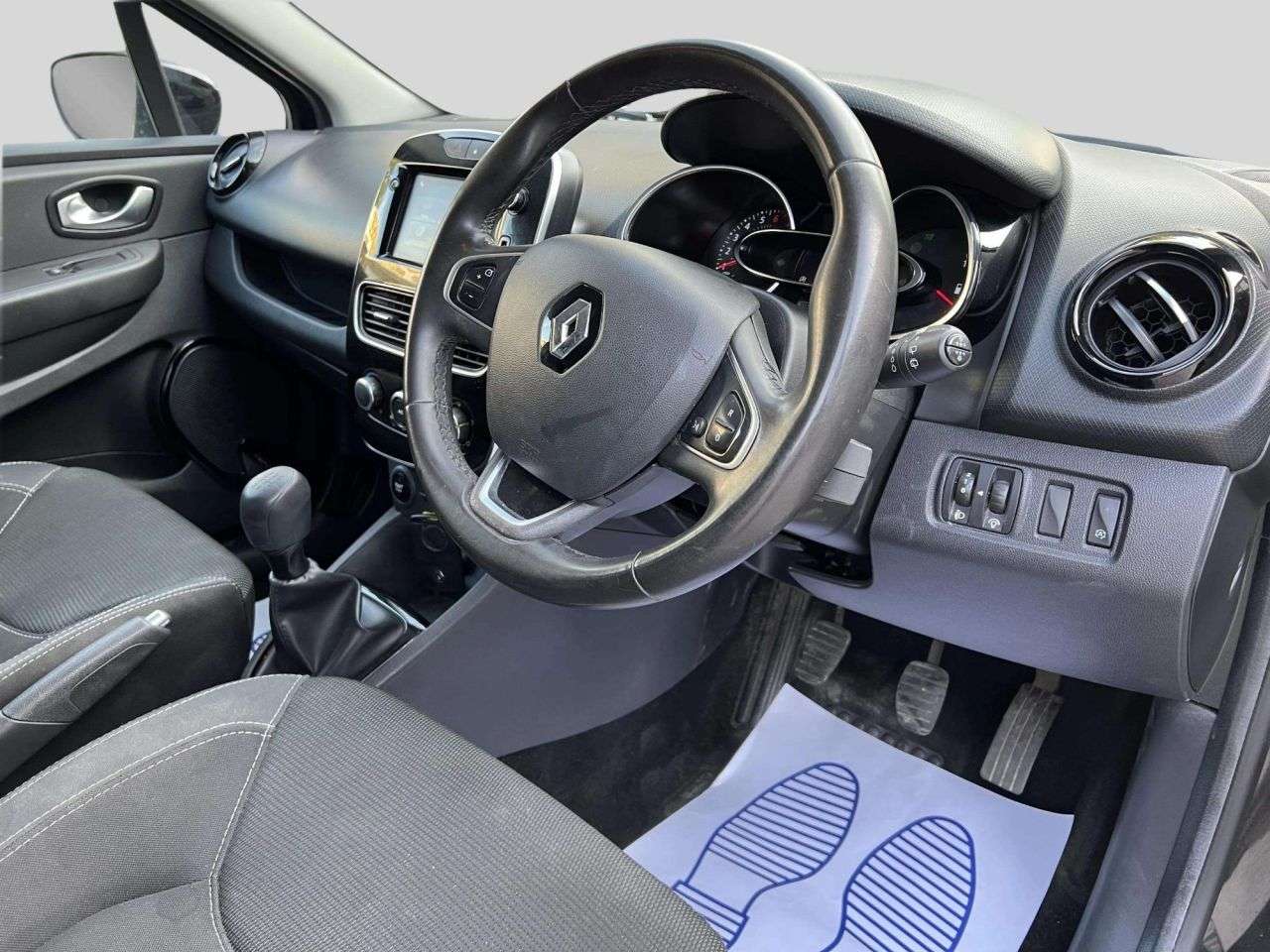 2019 RENAULT CLIO 2019 RENAULT CLIO
