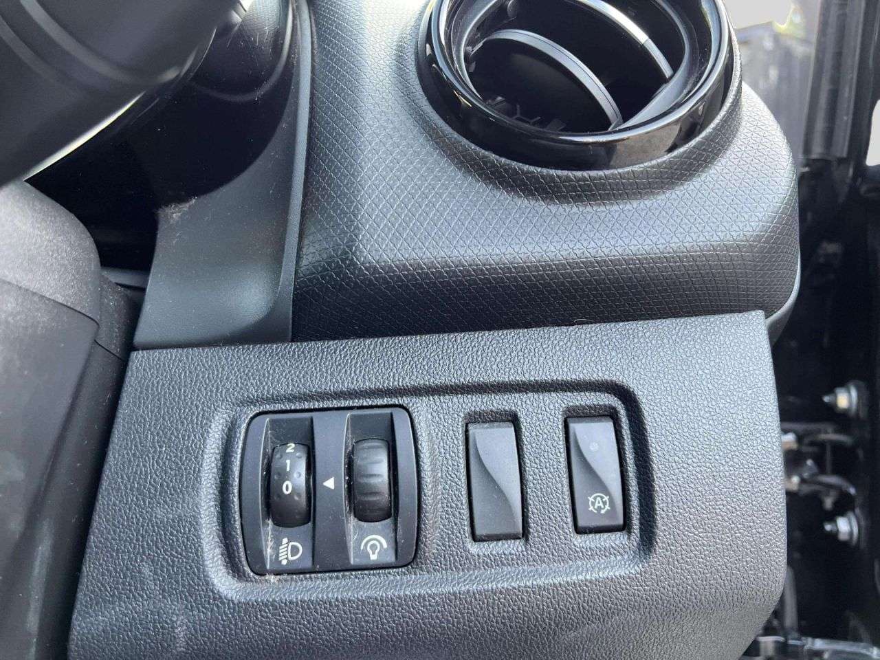 2019 RENAULT CLIO 2019 RENAULT CLIO