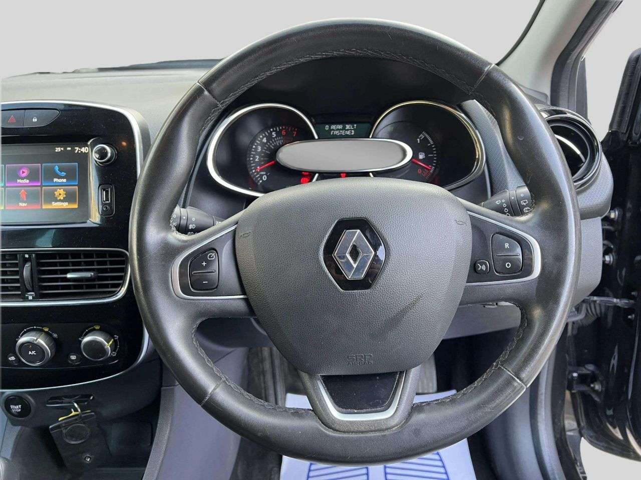 2019 RENAULT CLIO 2019 RENAULT CLIO