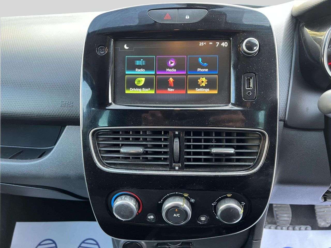 2019 RENAULT CLIO 2019 RENAULT CLIO