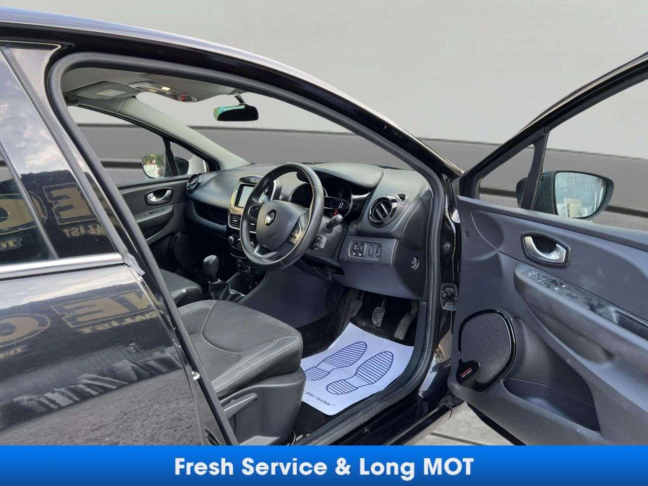 2019 RENAULT CLIO 2019 RENAULT CLIO