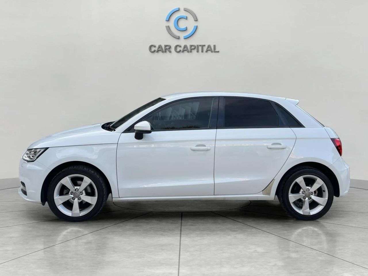 2015 AUDI A1 2015 AUDI A1