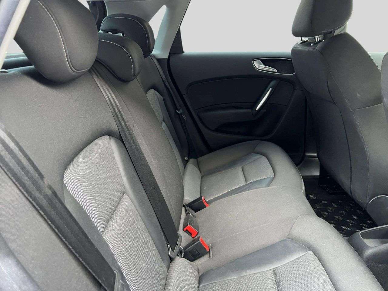 2015 AUDI A1 2015 AUDI A1