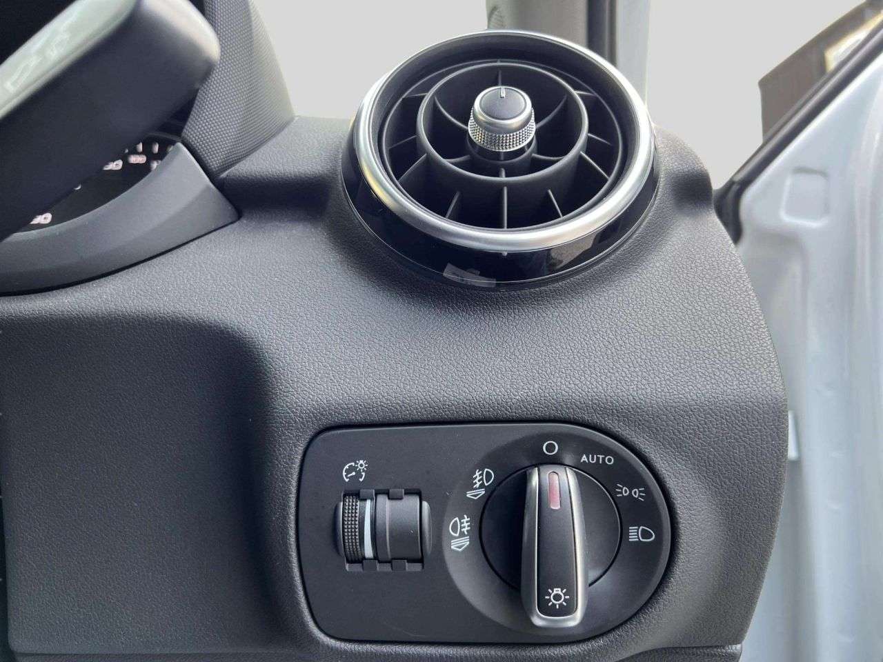 2015 AUDI A1 2015 AUDI A1