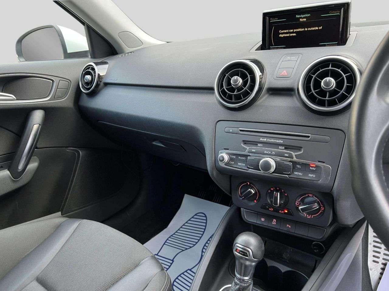 2015 AUDI A1 2015 AUDI A1