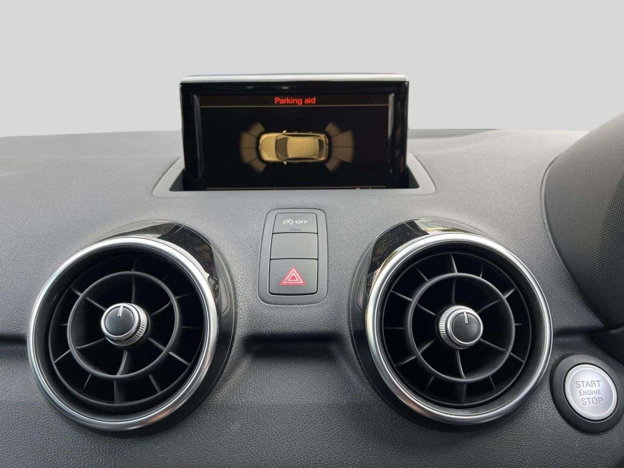 2015 AUDI A1 2015 AUDI A1