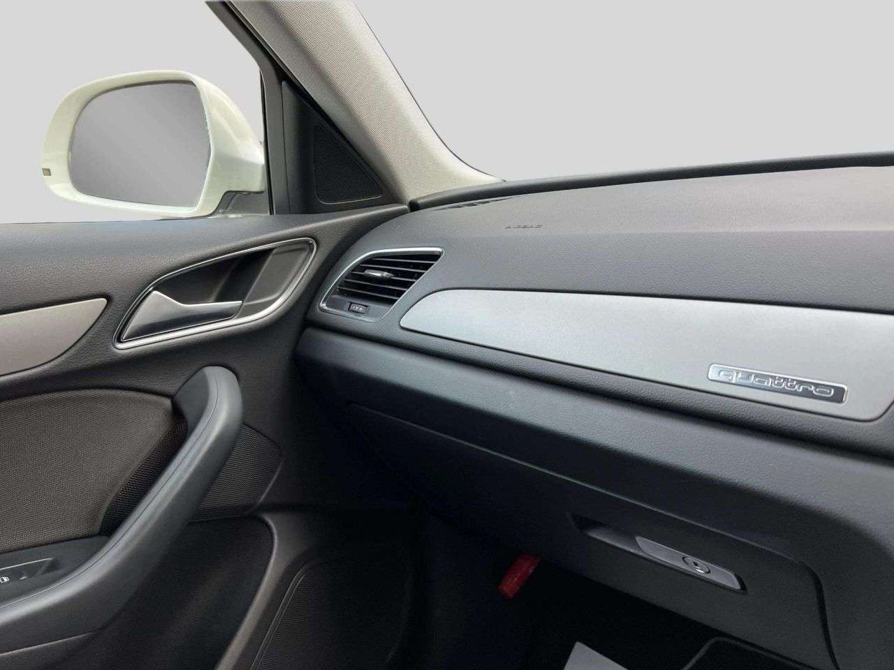 2014 AUDI Q3 2014 AUDI Q3