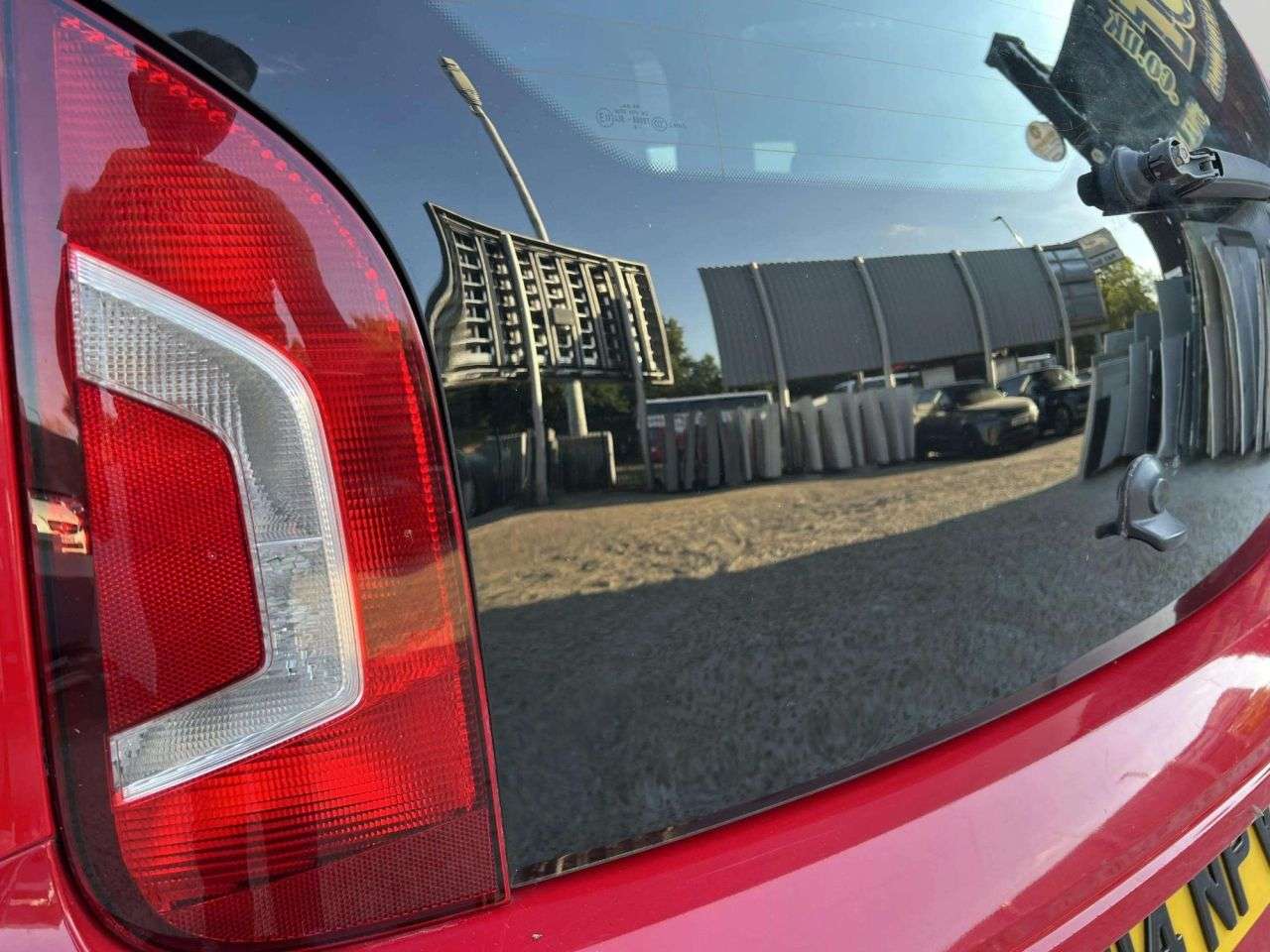 2014 VOLKSWAGEN UP! 2014 VOLKSWAGEN UP!