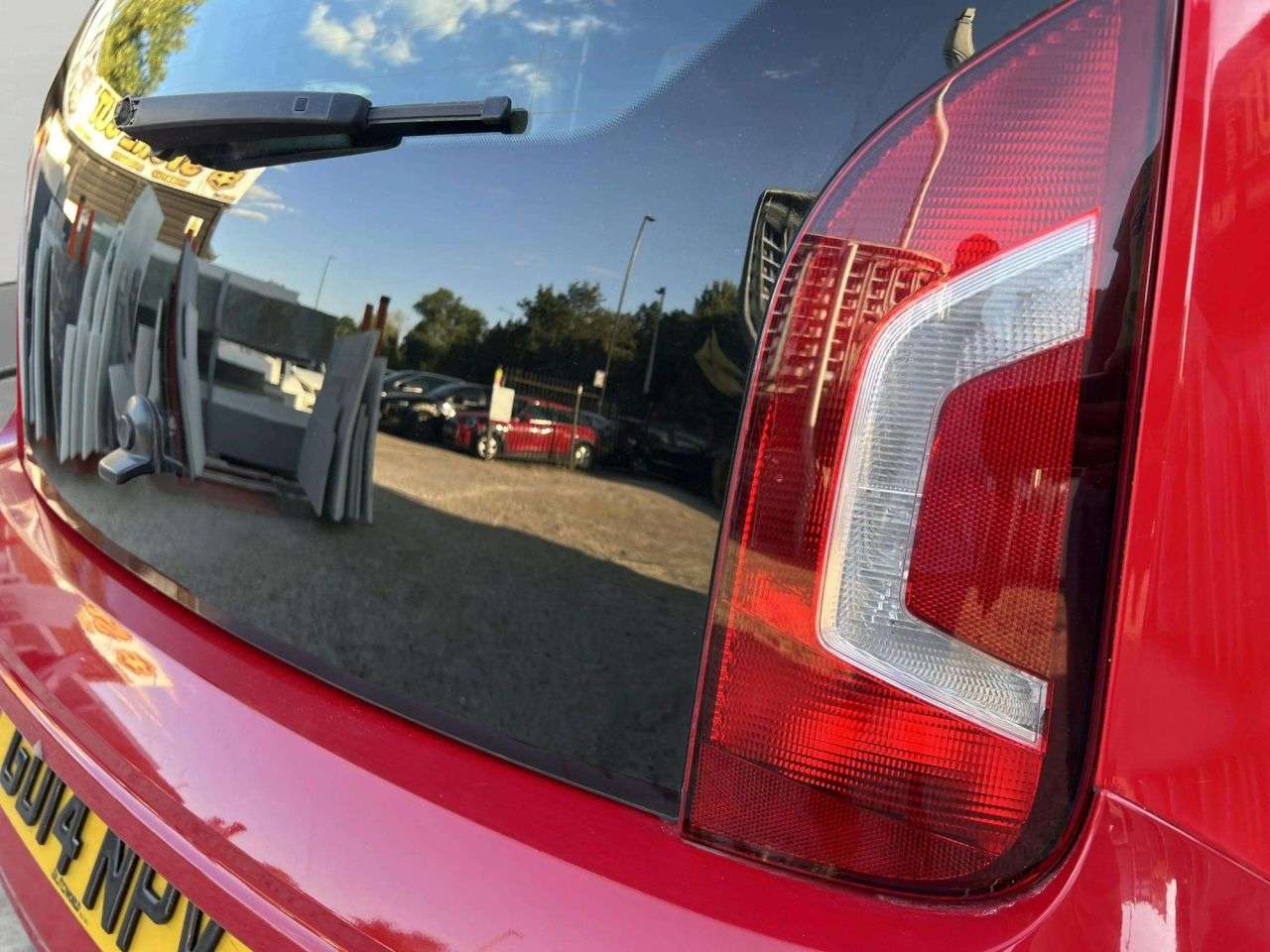 2014 VOLKSWAGEN UP! 2014 VOLKSWAGEN UP!