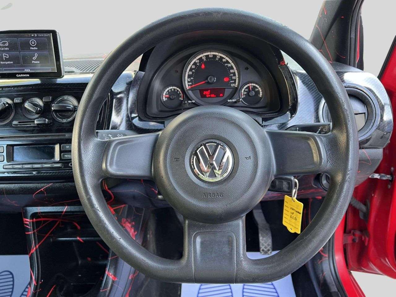 2014 VOLKSWAGEN UP! 2014 VOLKSWAGEN UP!