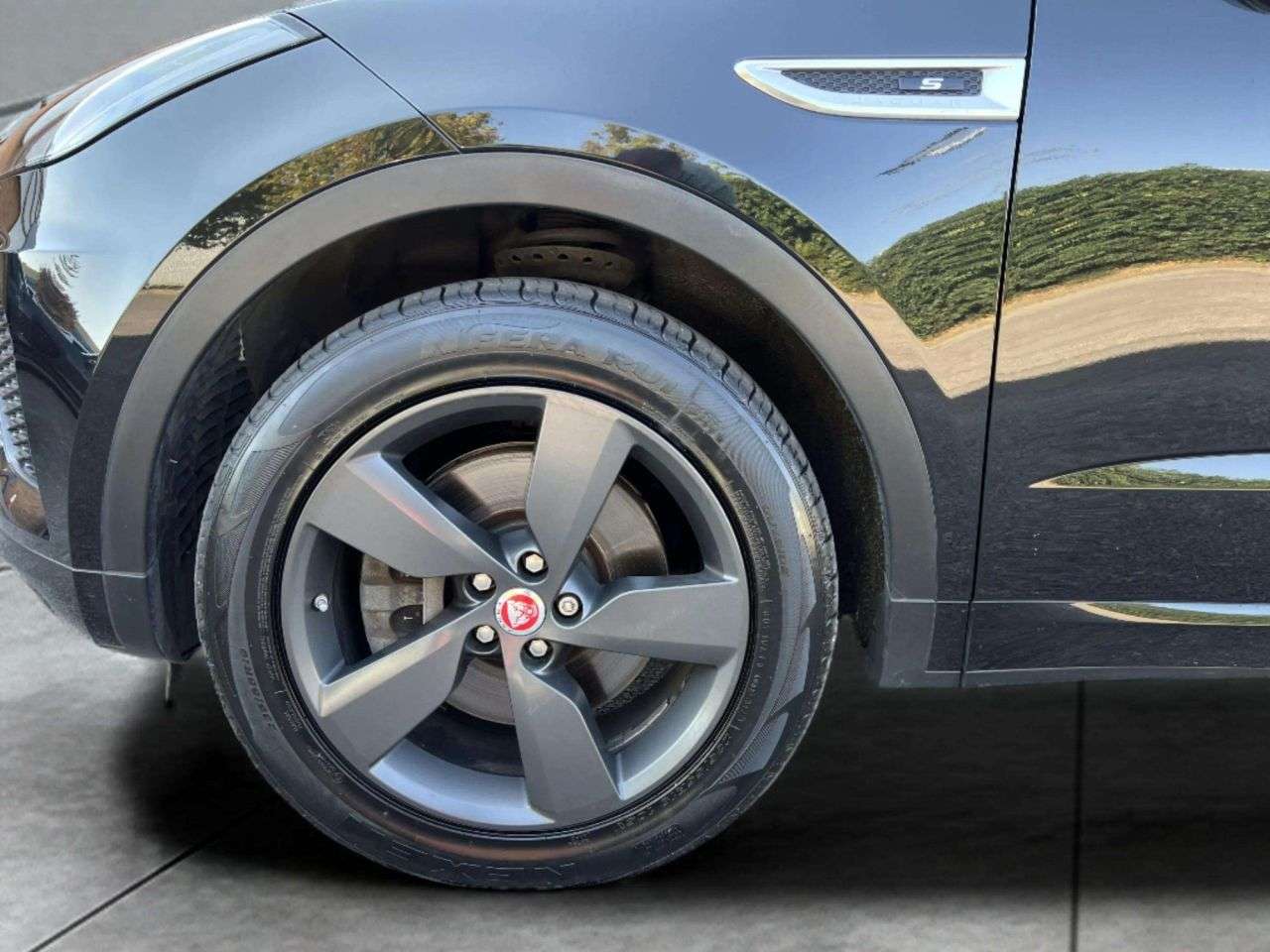 2019 JAGUAR E-PACE 2019 JAGUAR E-PACE