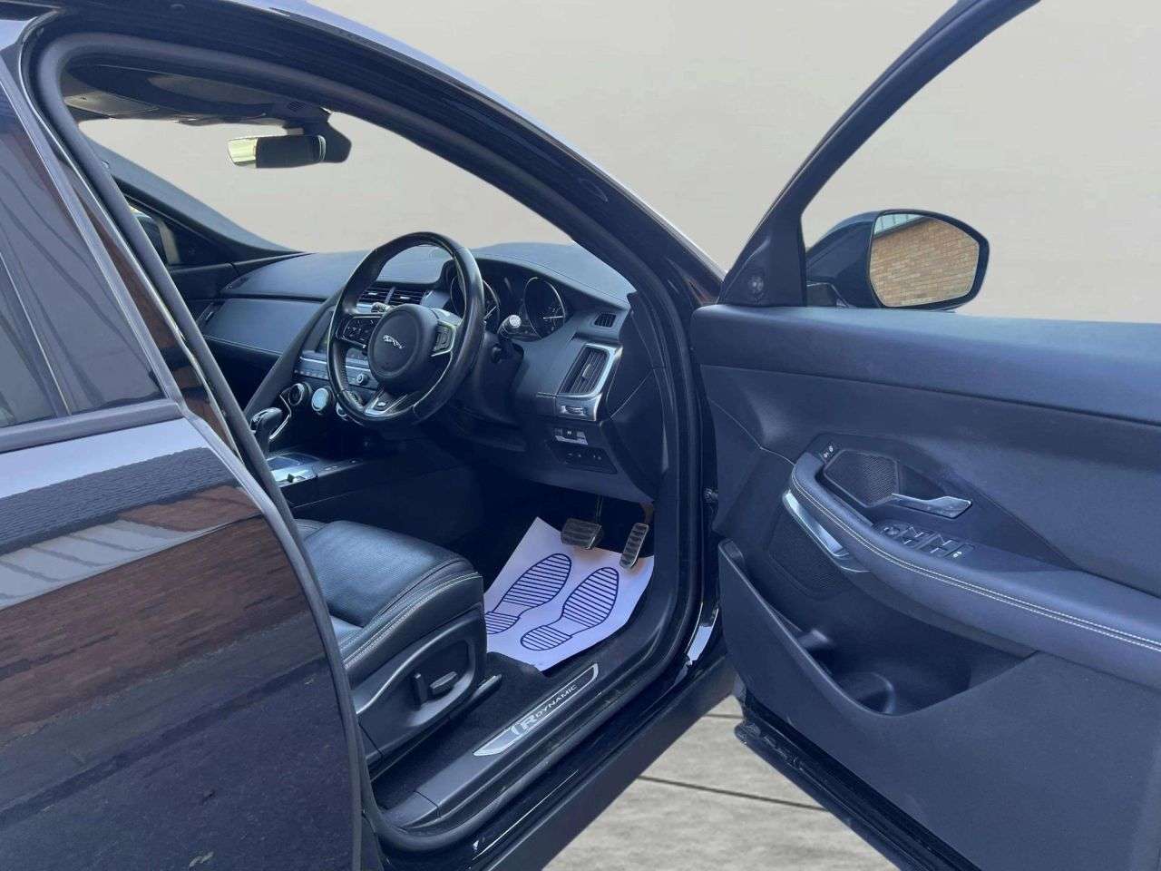 2019 JAGUAR E-PACE 2019 JAGUAR E-PACE