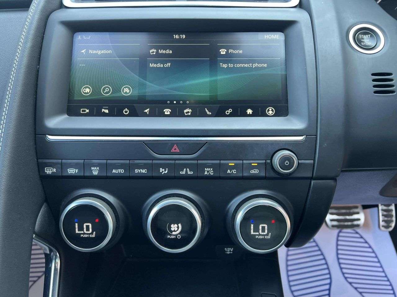 2019 JAGUAR E-PACE 2019 JAGUAR E-PACE