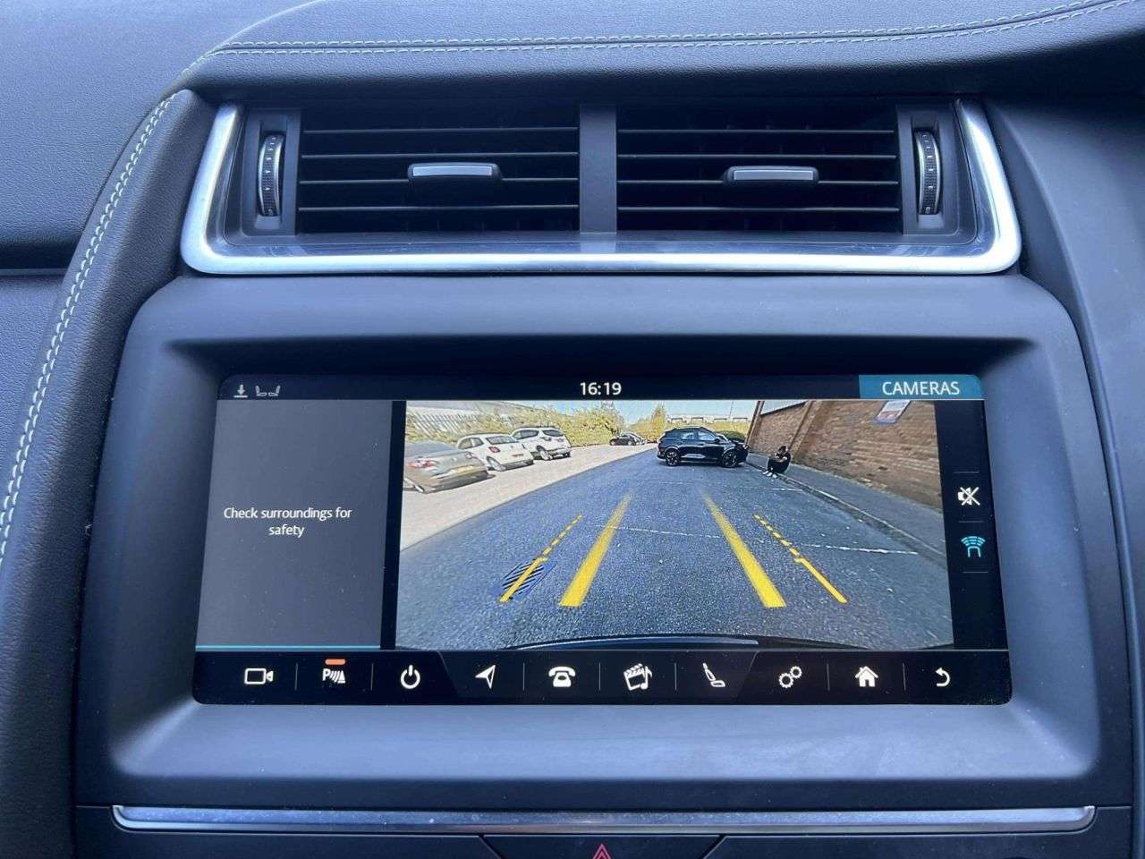 2019 JAGUAR E-PACE 2019 JAGUAR E-PACE