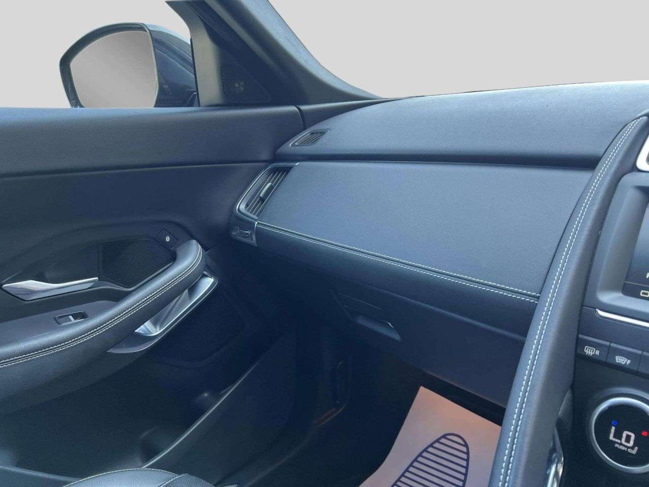 2019 JAGUAR E-PACE 2019 JAGUAR E-PACE